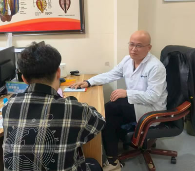 台州市|男科医师高朋磊：守护男性健康，专业男科诊疗